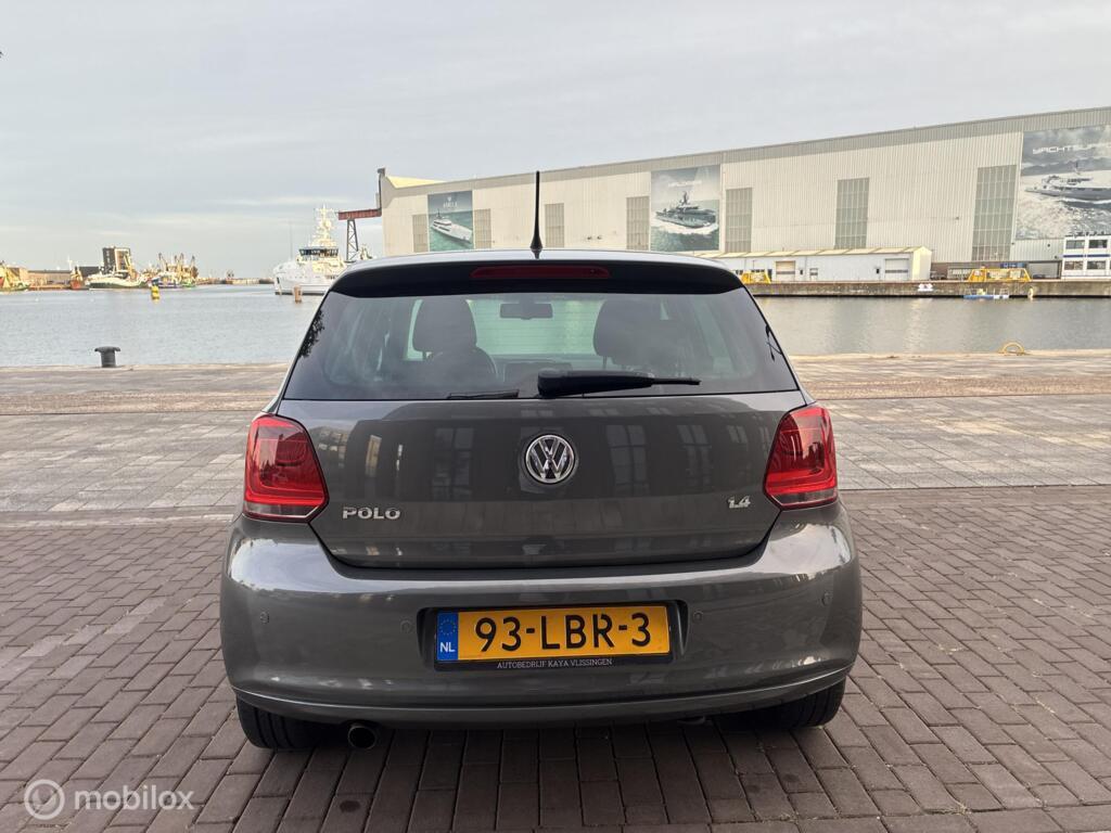 Volkswagen Polo 1.4 16V Highline Airco Automaat km146.061 Nap 5Deurs BJ2010