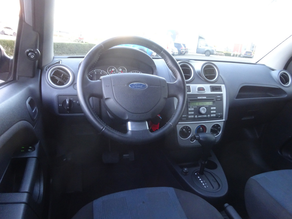 Ford Fiesta 1.6-16v futura 1e eigenaar / airco / elektr. ramen / lm velgen 