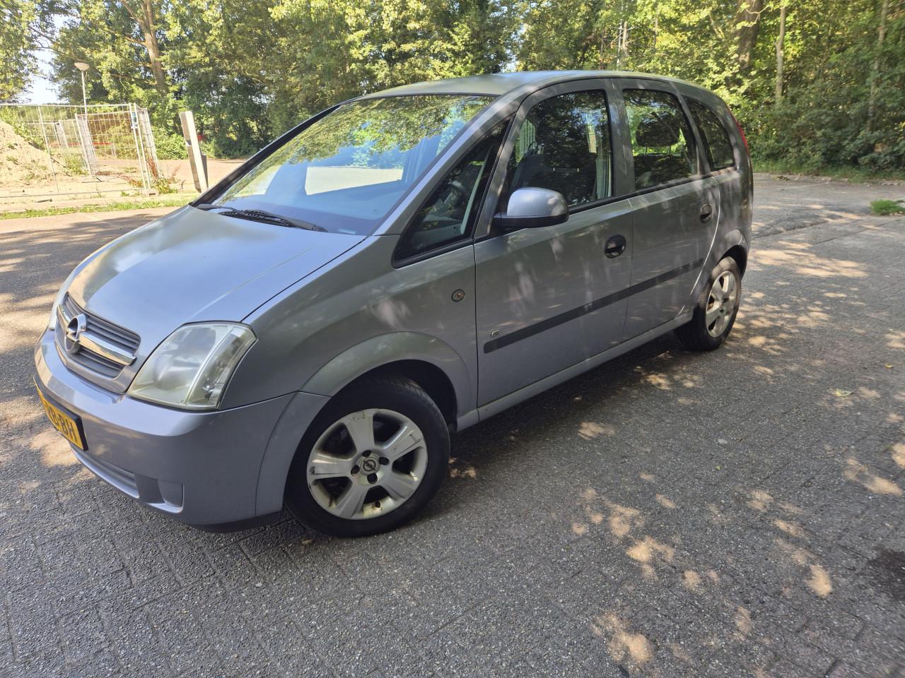 Opel Meriva 16v