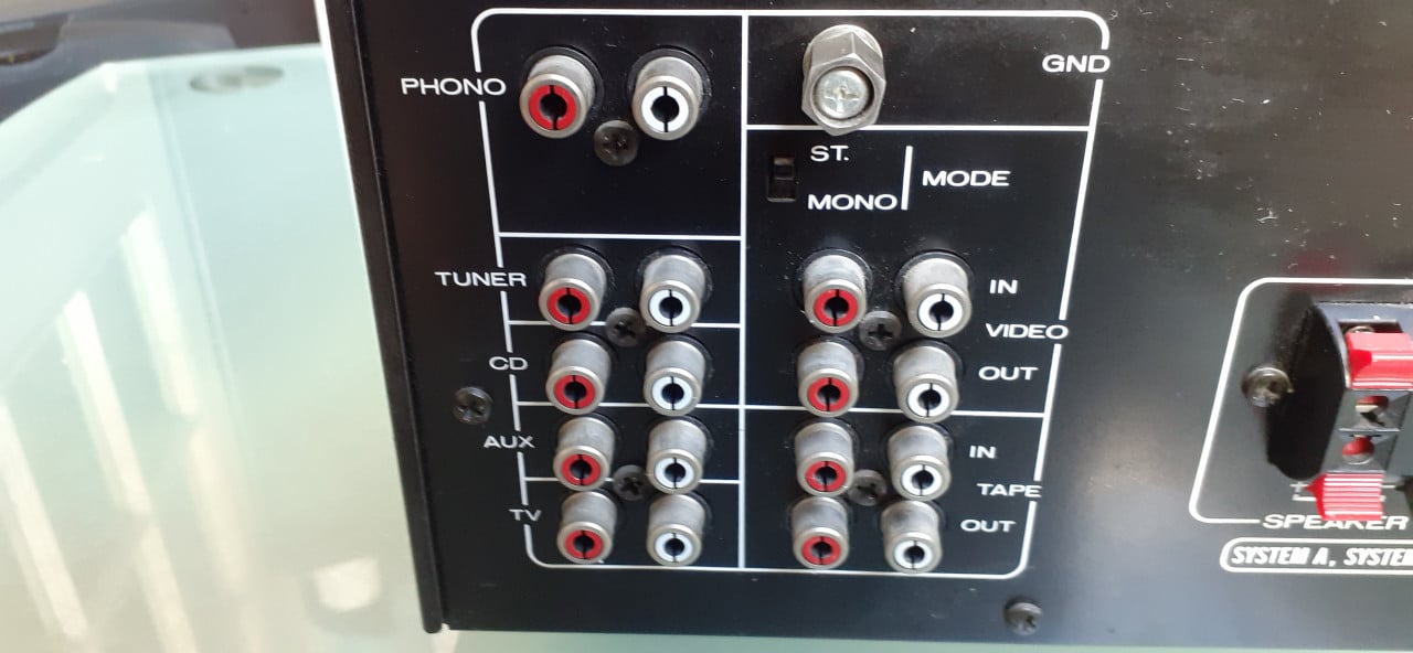 Versterker philipsFA777 2x 50 watt met eqalizer