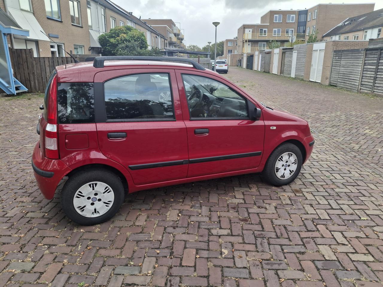 Fiat Panda LAGE KMSTAND VASTE PRIJS 900 EURO VERKOCHT!!!