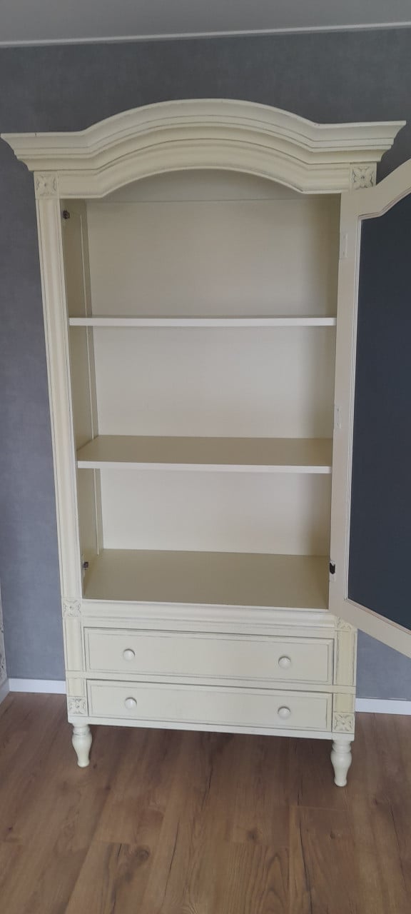 Brocante kasten en spiegel