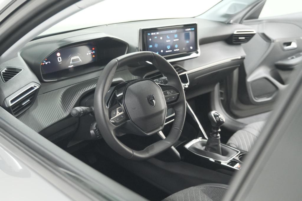 Peugeot 208 puretech 100 allure | apple carplay | parkeersensoren | climate