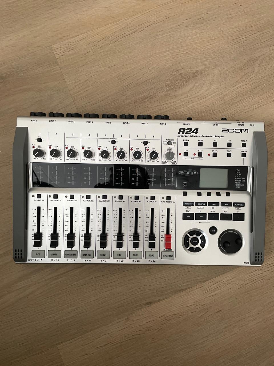 Zoom Recorder Interface Controller