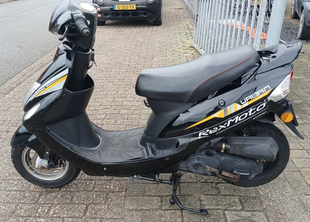 Te koop 2e handse scooter