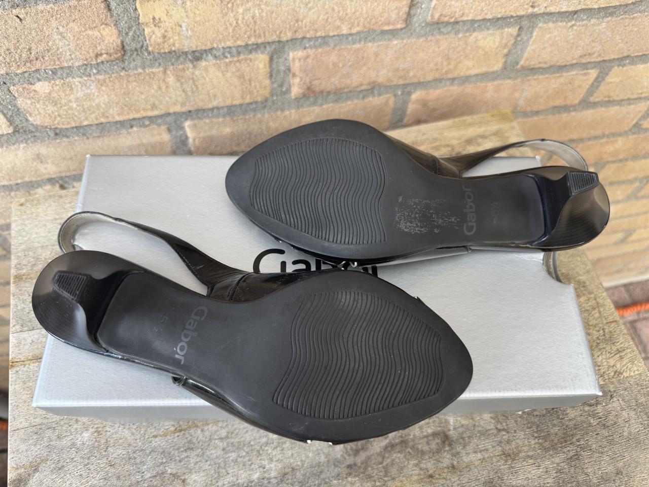 Gabor slingback pumps