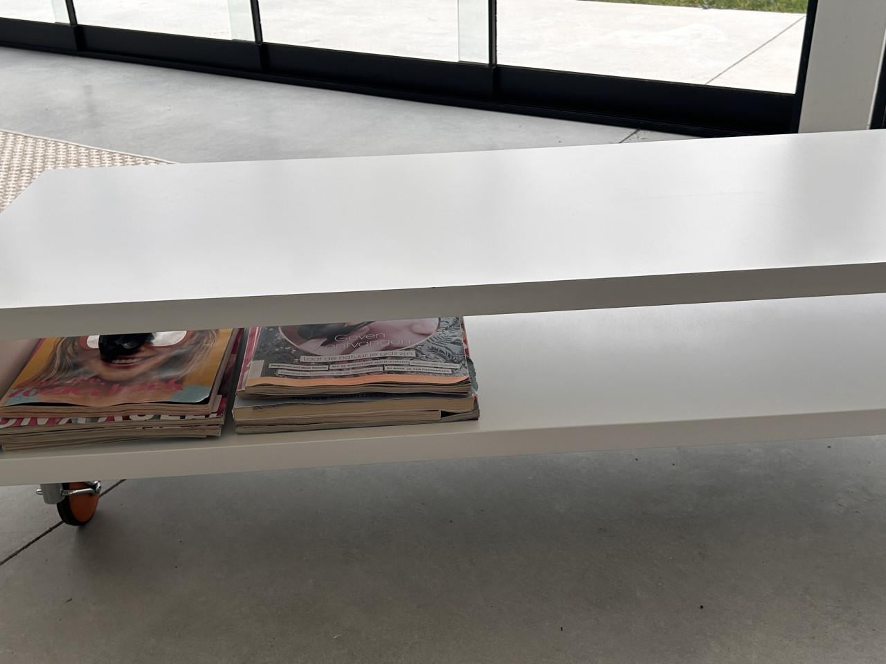 Gratis salontafel op wieltjes