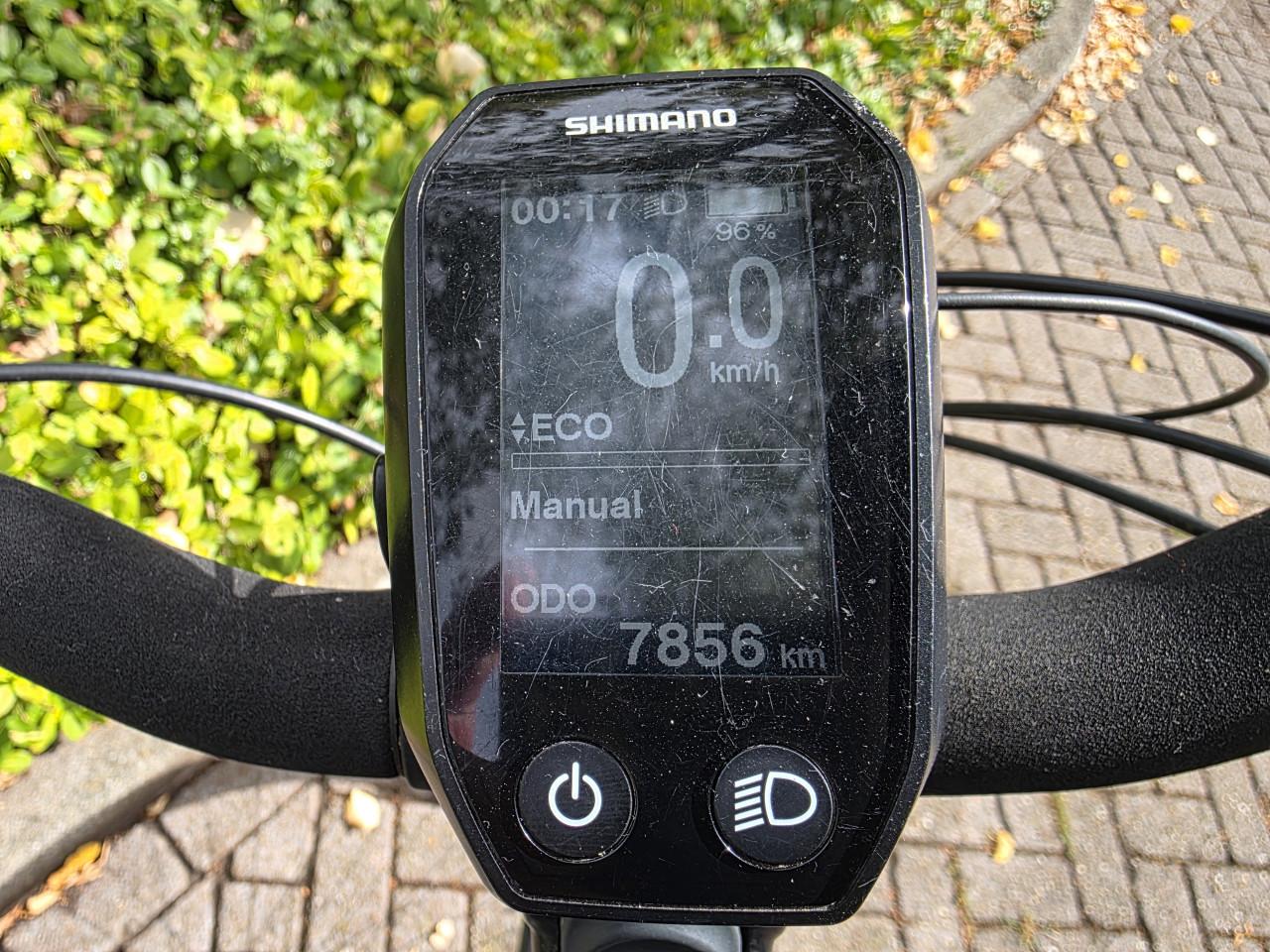 Keurig nette Oxford elektrische heren fiets met Shimano middenmotor