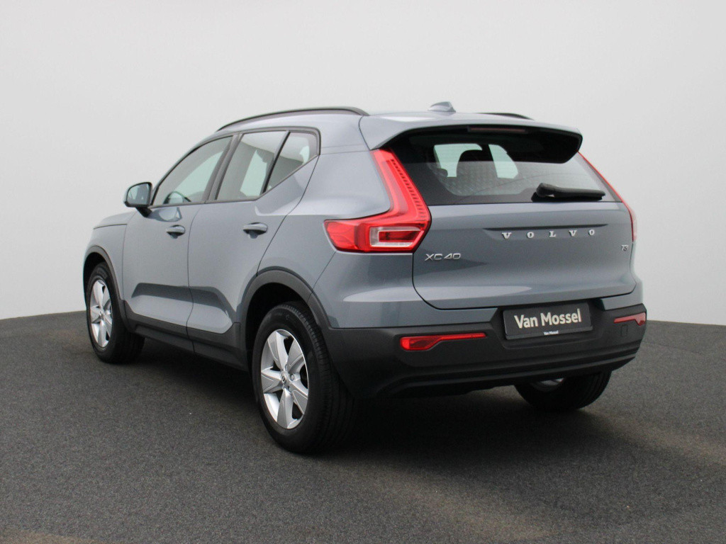 Volvo XC40 1.5 t3 momentum | automaat | lmv | navigatie | virtual cockpit |