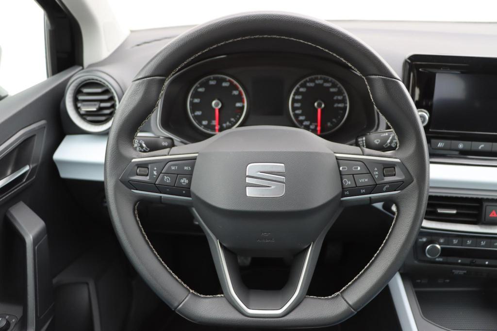 Seat Arona 1.0 tsi style | carplay | sensoren achter | cruise control