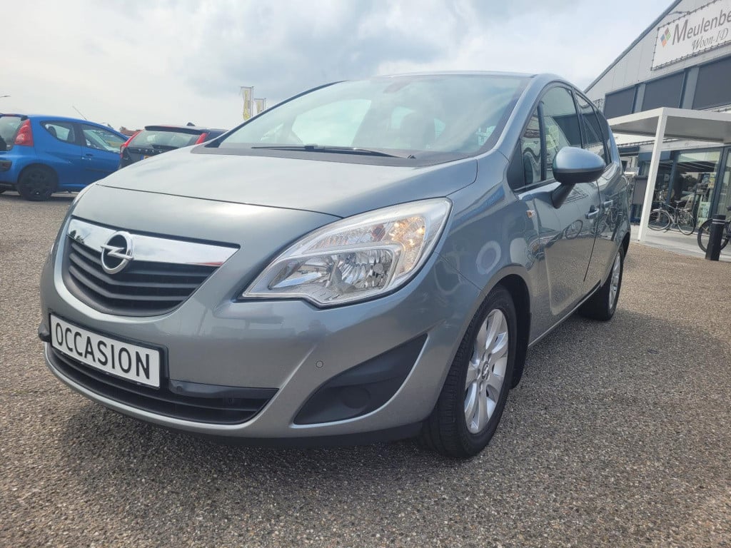 Opel Meriva 1.4 turbo design edition automaat, cruise control, p.sensor, ai