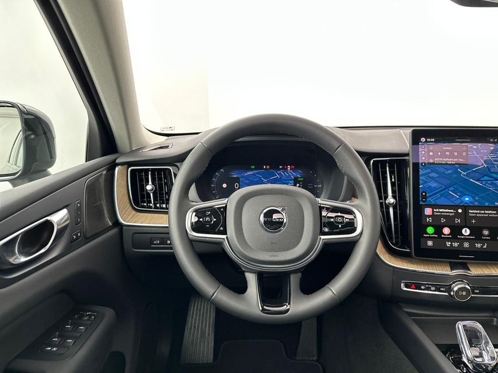 Volvo XC60 t6 398pk recharge ultra dark| adap.cruise| 360camera| pano