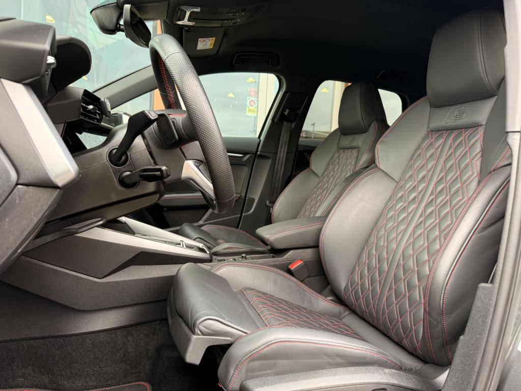 Audi A3 sportback 45 tfsi e s edition competition | matrix | bang & olufsen