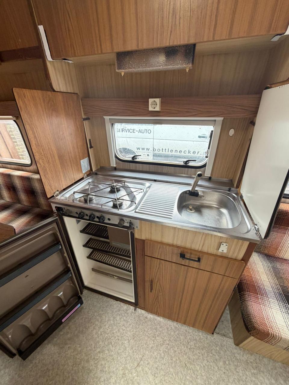 Caravan Chateau Grand Prix 1983, perfecte instapcaravan!