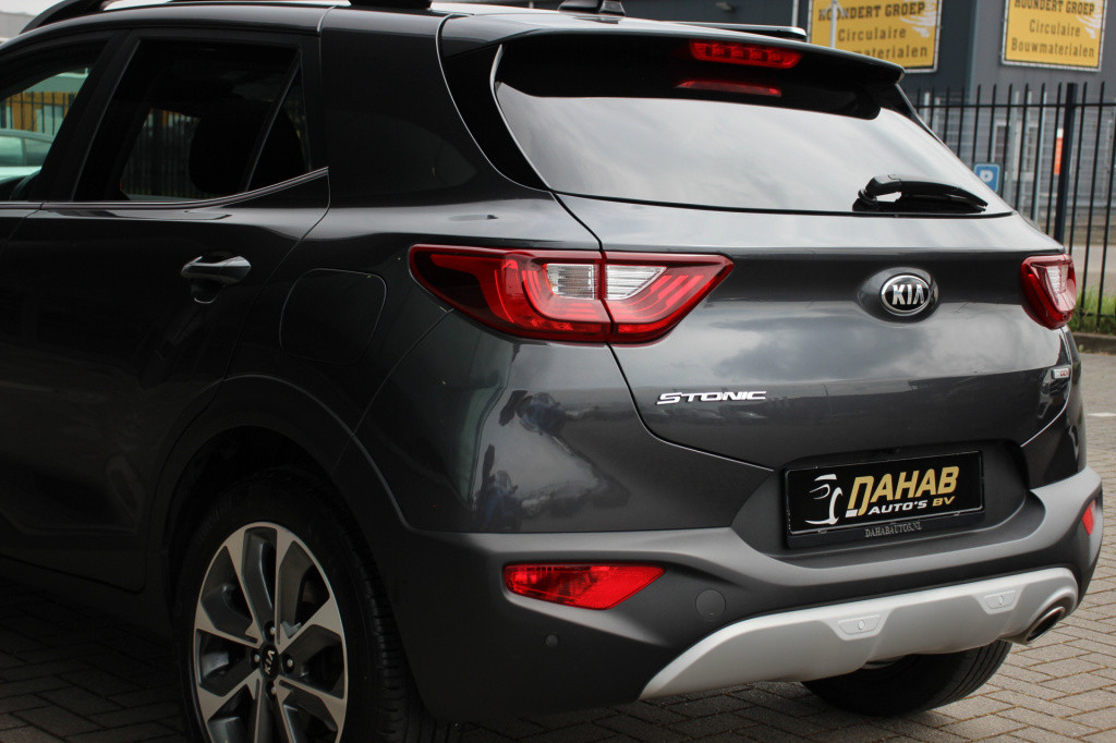 Kia Stonic 1.0 t-gdi platinum edition | schuif/kanteldak | camera | leder |