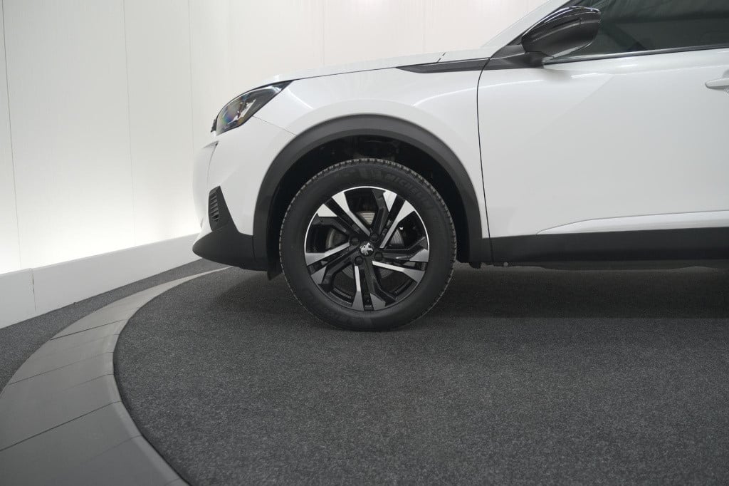 Peugeot 2008 puretech 102 allure pack | allseason banden | parkeersensoren 