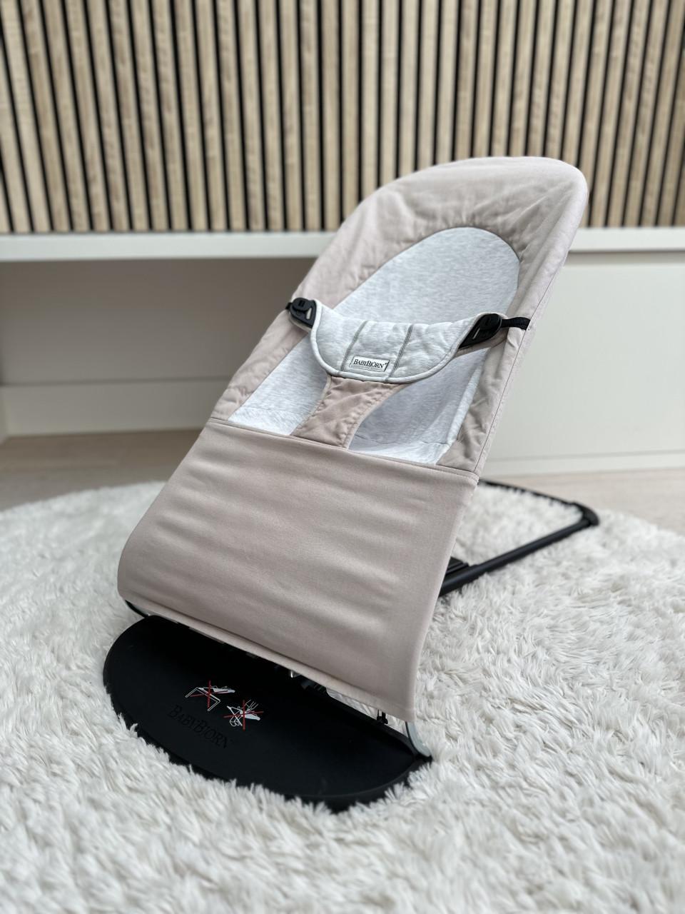 BabyBjörn Balance Soft Jersey Wipstoel Beige / Grijs