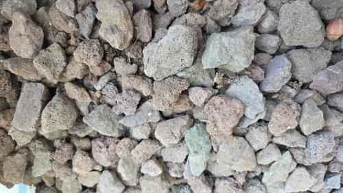 Lava stenen voor tuin of decoratie