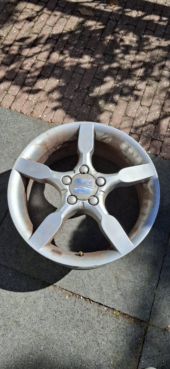 4 Seat velgen met 4 winterbanden