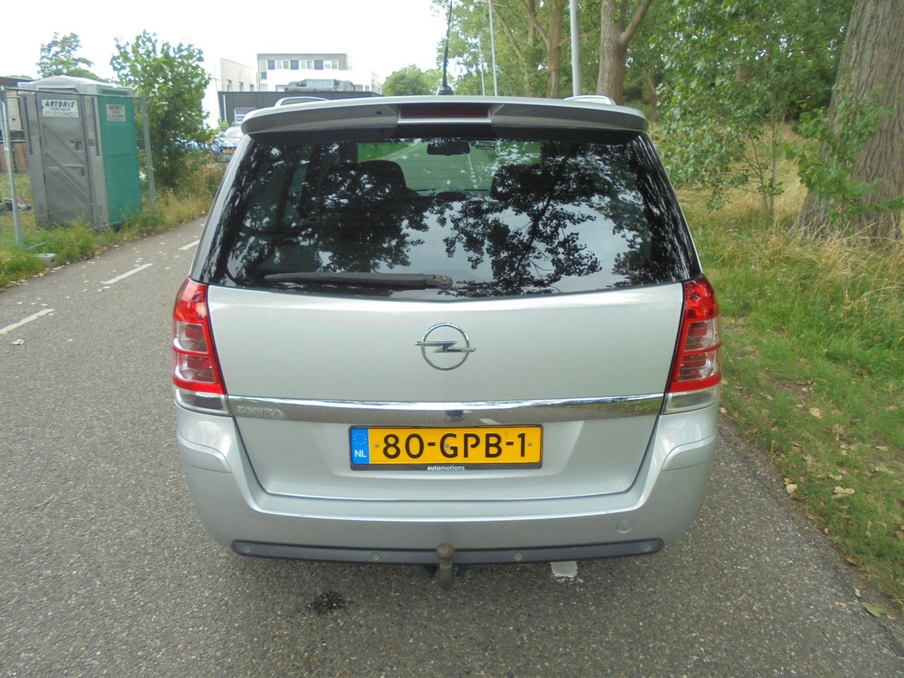 Zafira 7 persoons nette onderhouden auto eerste eigenaar N.A.P apk vol jaar