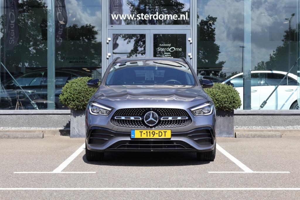 Mercedes-Benz Gla-klasse 180 amg line l automaat i achteruitrij camera l te