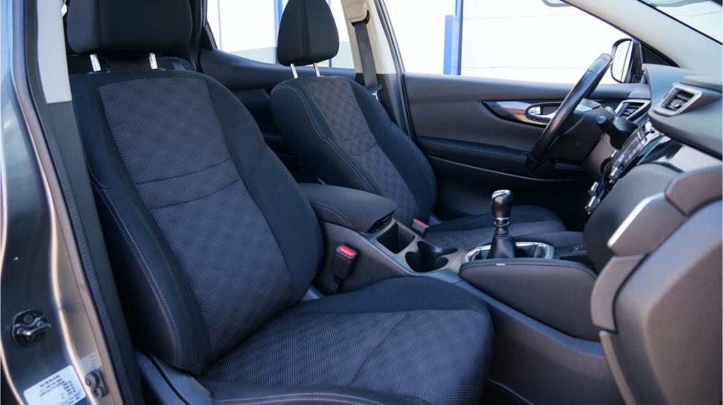 Nissan Qashqai 1.2 connect edition rijklaar incl garantie