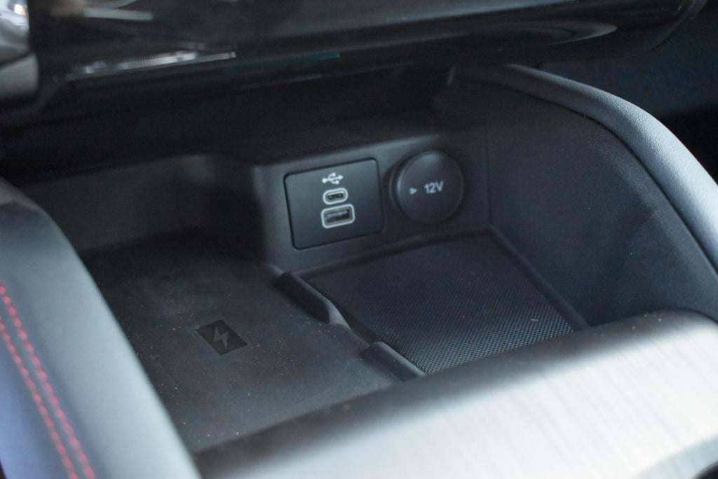 Ford Kuga 2.5 phev st-line | climate control | cruise control | winterpakke