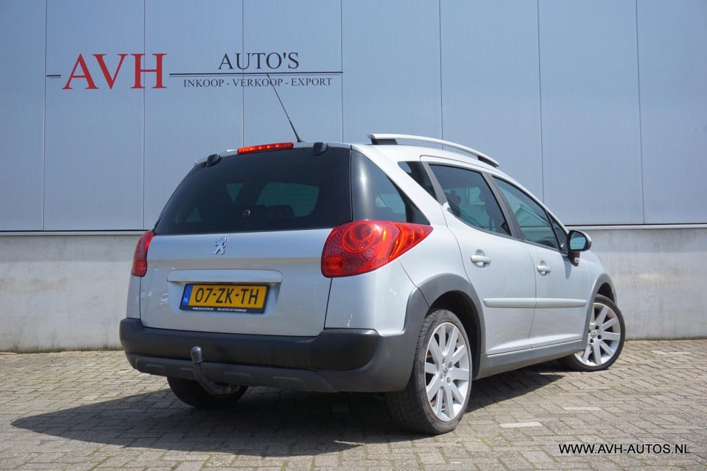 Peugeot 207 sw outdoor 1.6 vti xs