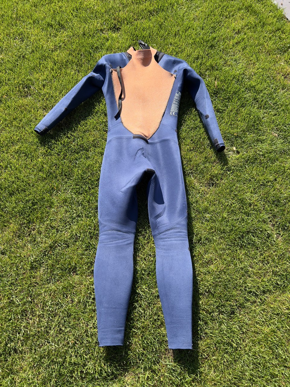 Mystic Wetsuit 4/3 Medium (backzip)