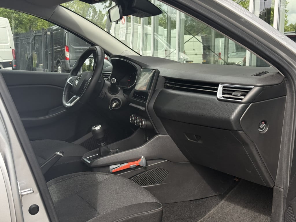 Renault Clio 1.0 tce zen | nl-auto | carplay | 17'' sportvelgen | cruisec. 