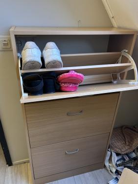 Schoenenkast (voor 18 paar schoenen)