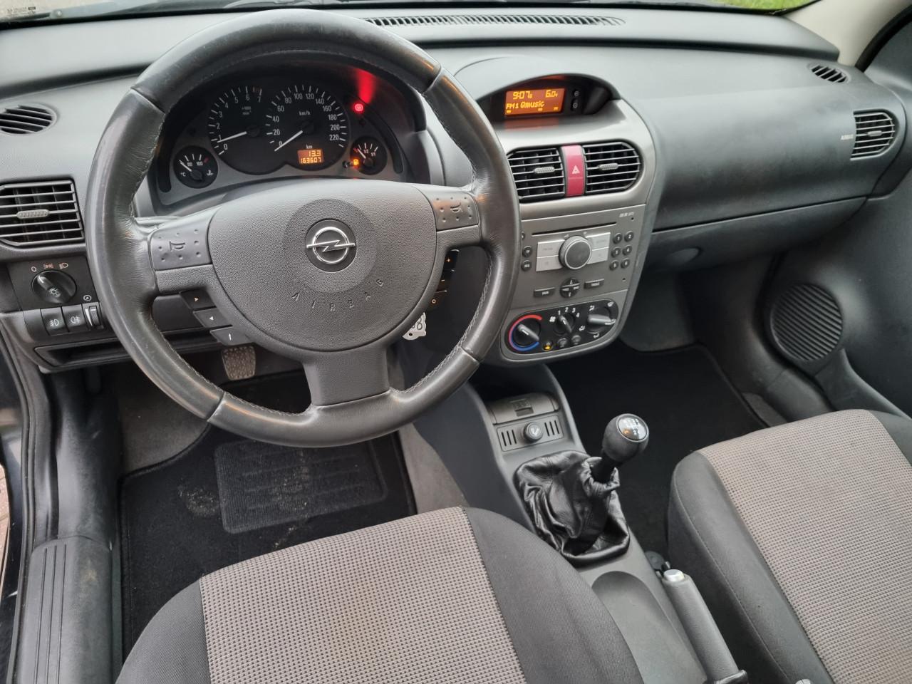 Opel Corsa 1.4-16V Maxx