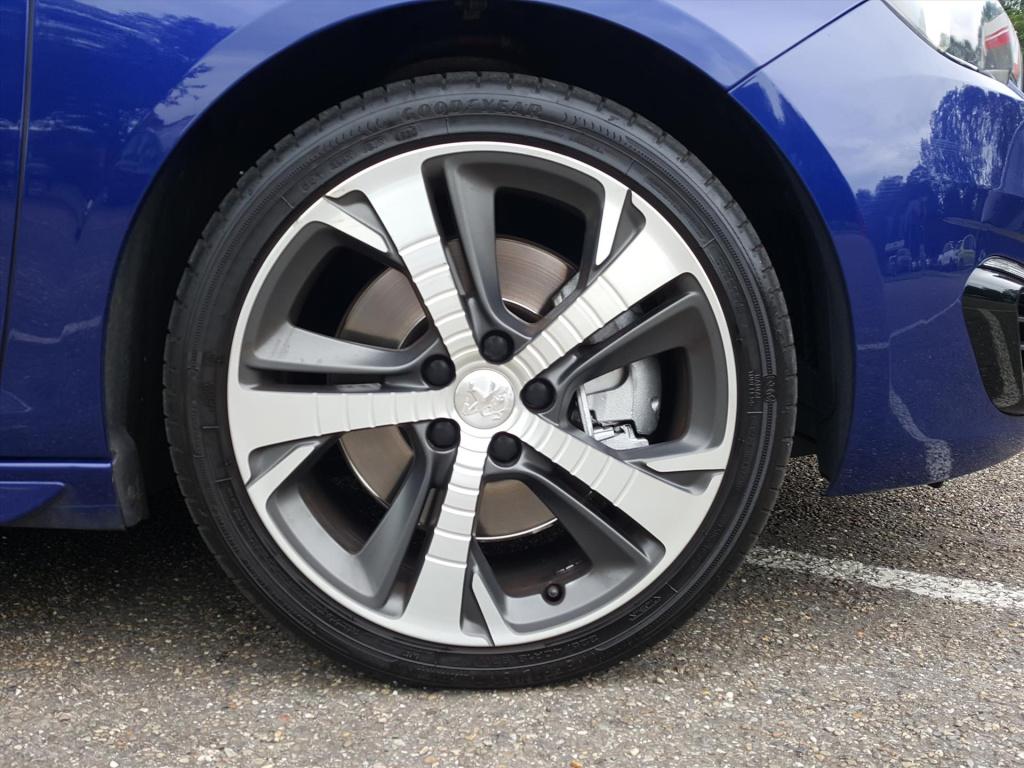 Peugeot 308 gt 1.6 turbo-205pk navi | full-led | alcantara/leer | trekhaak 