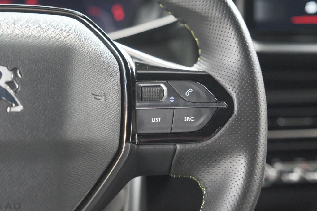 Peugeot 2008 puretech 130 gt pack | leer-pakket | camera | dodehoekdetectie