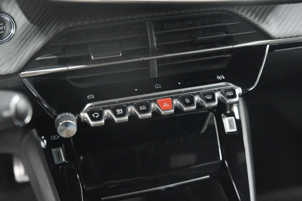 Peugeot 208 puretech 100 gt | camera | navigatie | apple carplay | parkeers