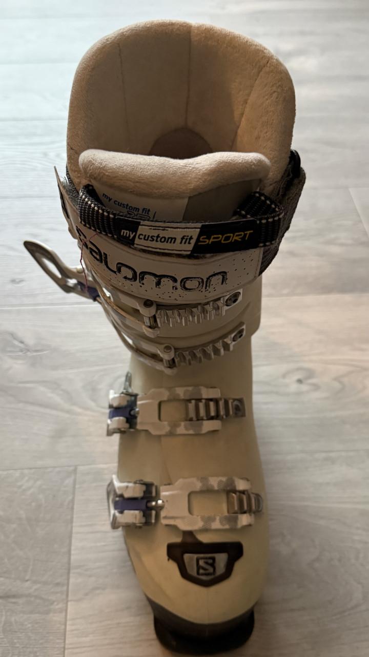 Skischoenen ( dames) Salamon maat 39