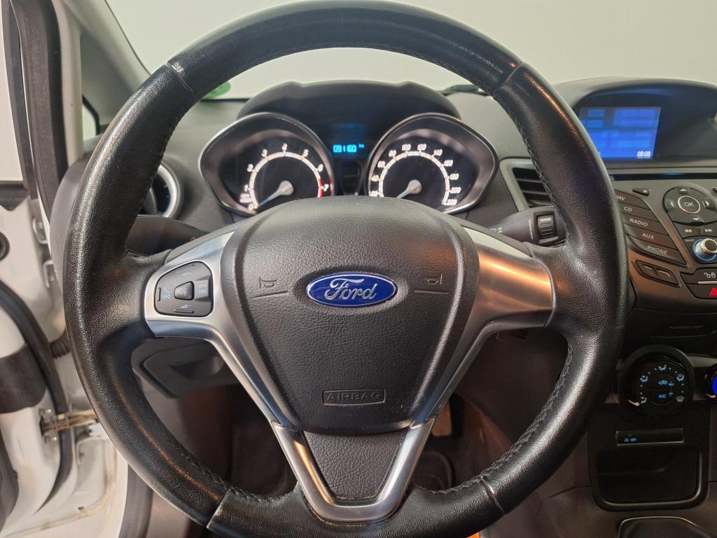 Ford Fiesta 1.0 white edition