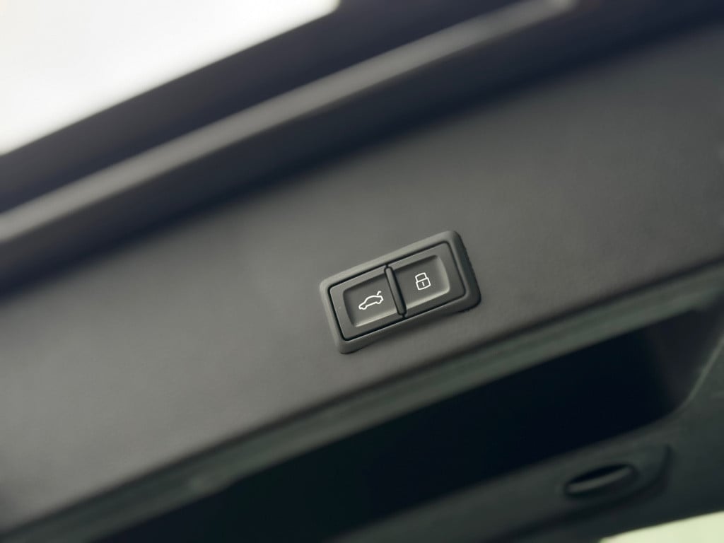 Audi Q2 35 tfsi matrix led * camera * stoelverwarming * acc * keyless
