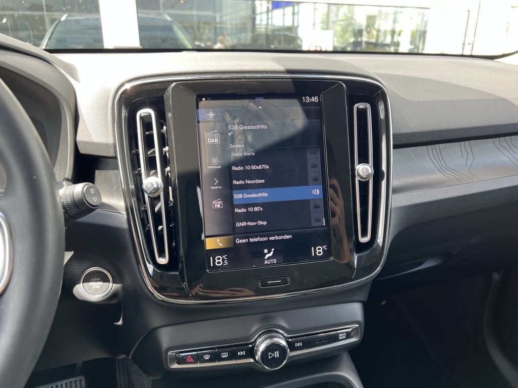 Volvo XC40 t4 211pk recharge plus bright| adap.cruise| leder| trekhaak| cam