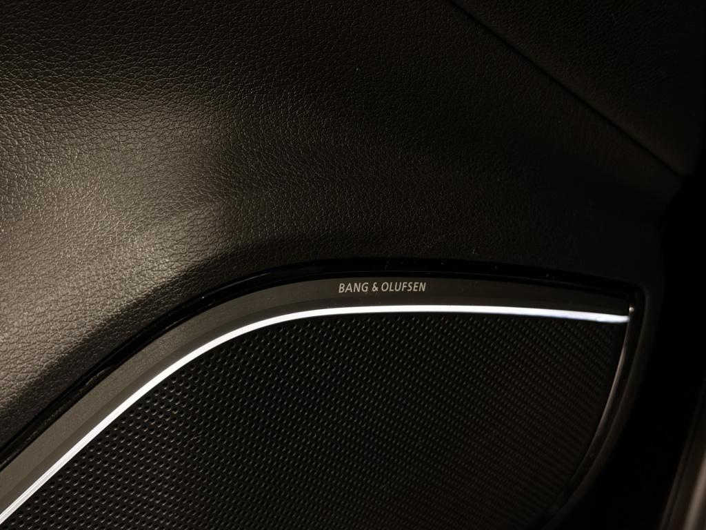 Audi A3 sportback 1.4 e-tron s-line | matrix led | acc | bang & olufsen | d
