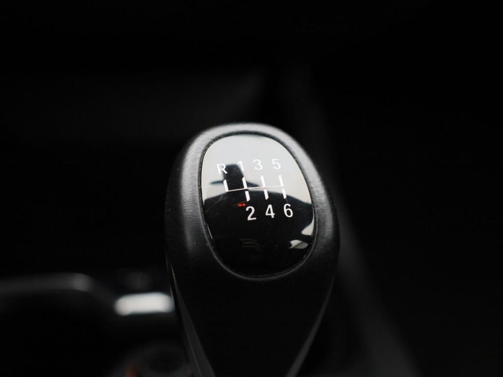 BMW 1 Serie 118i executive | navigatie | climate control | parkeer sensoren