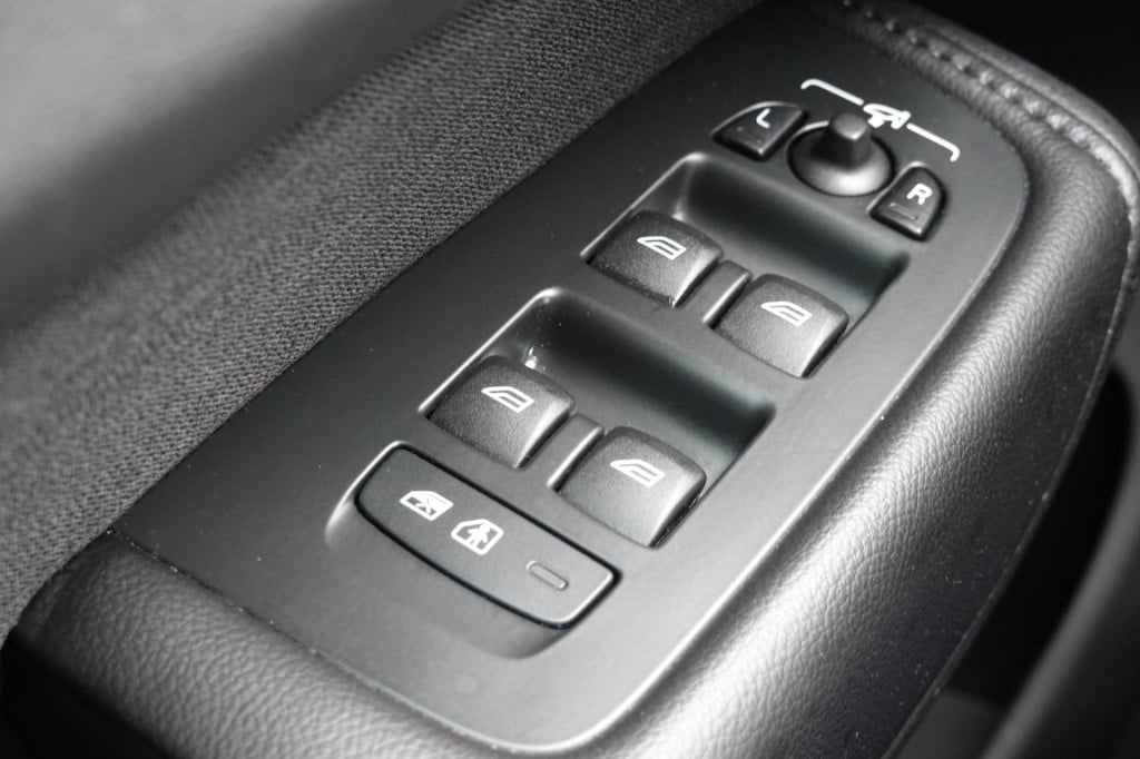 Volvo XC60 2.0 recharge t6 awd inscription