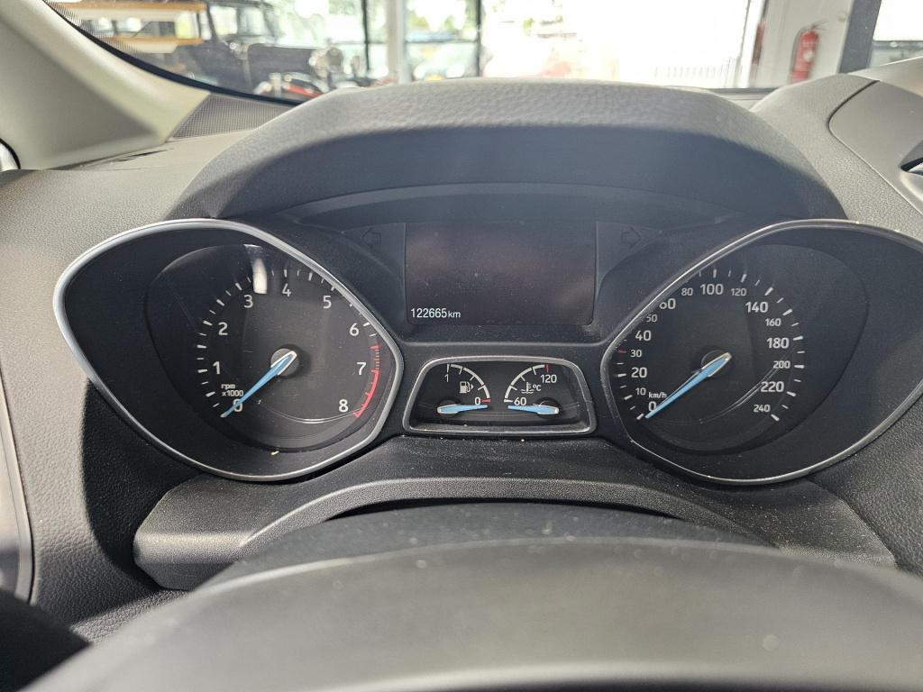 Ford C-max 1.0 titanium