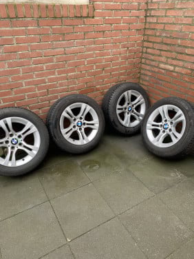 BMW velgen met winterbanden