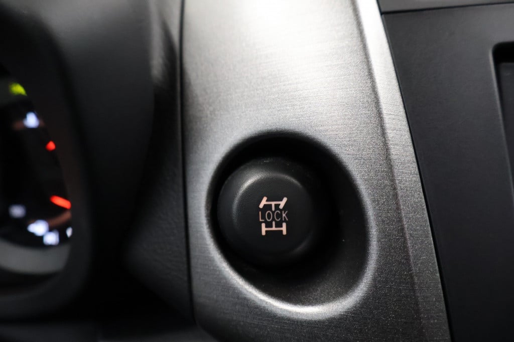 Toyota Rav4 2.0 vvti executive business