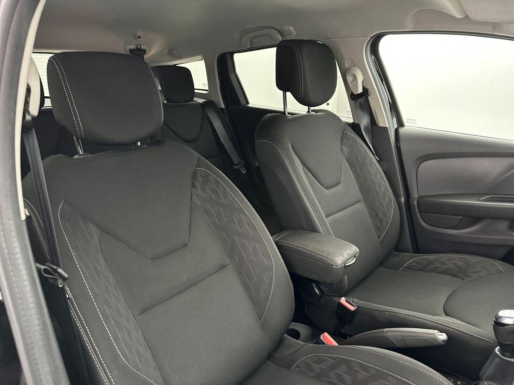 Renault Clio estate 0.9 tce limited