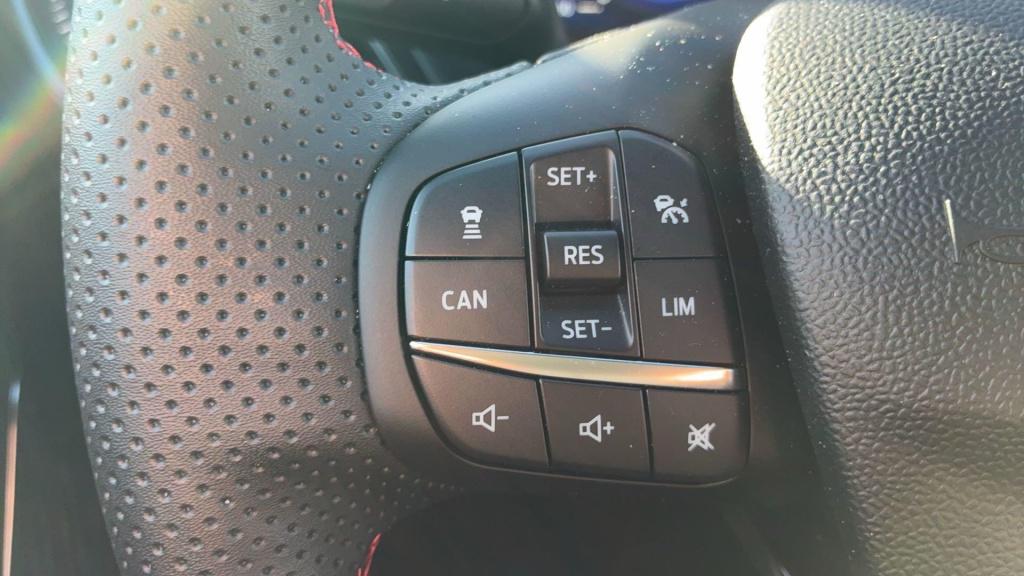 Ford Puma 1.0 ecoboost hybrid st-line