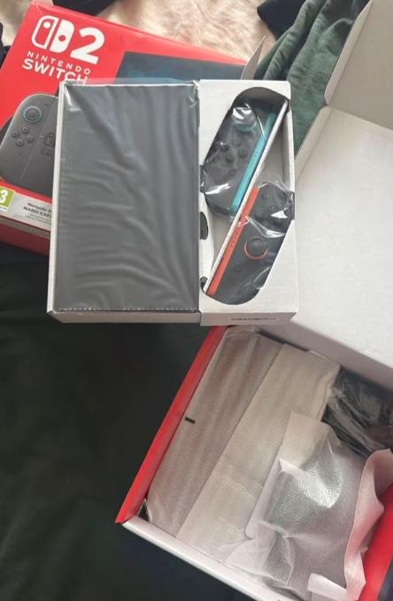 NINTENDO Switch 2 - Mario Kart World 256GB - NIEUW - €400 -