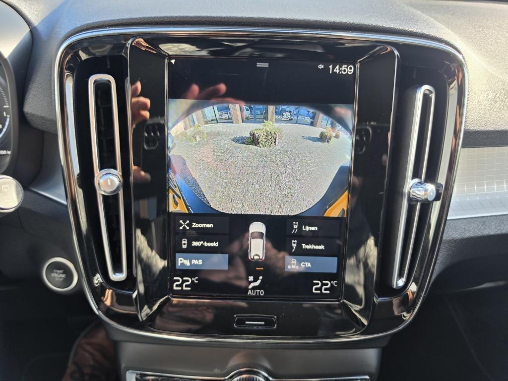 Volvo XC40 t5 inscription expression recharge plug-in hybrid 360° camera | 