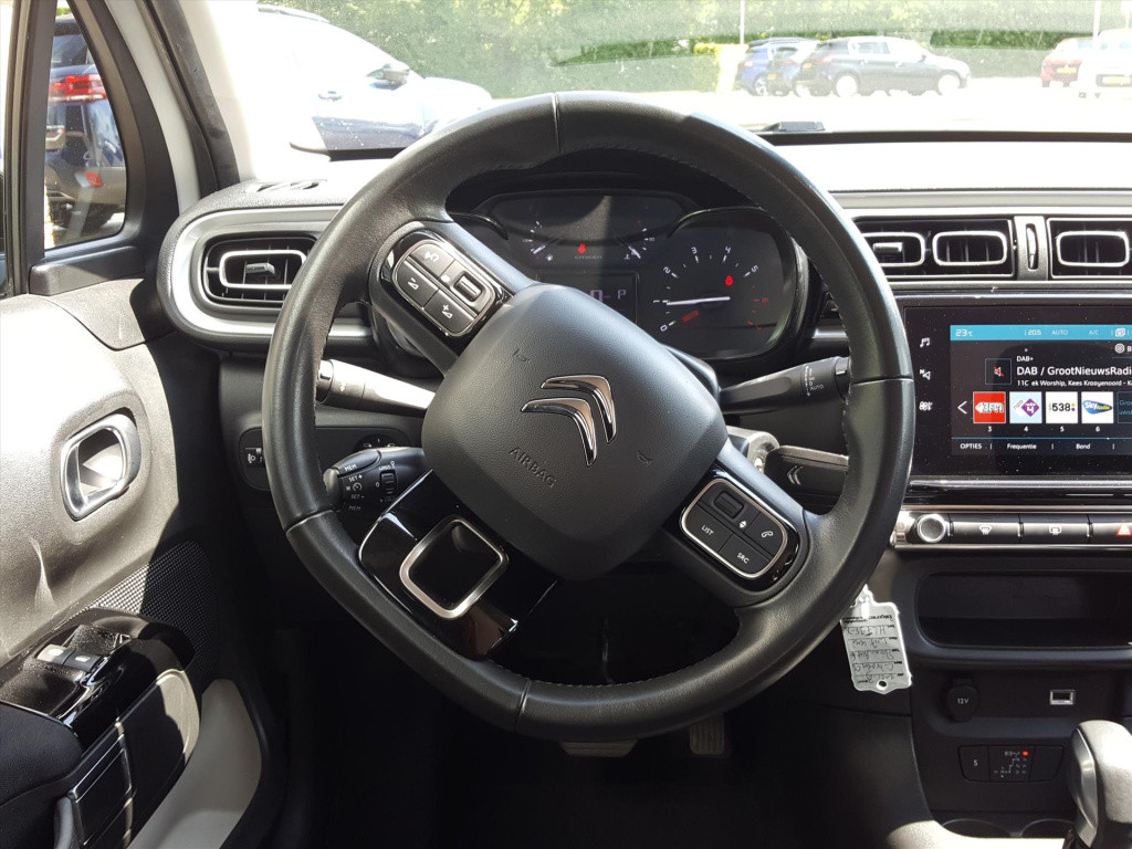 Citroen C3 shine 1.2 pt-110pk s&s (vol)automaat/eat6 | navi | bt | parkeerh